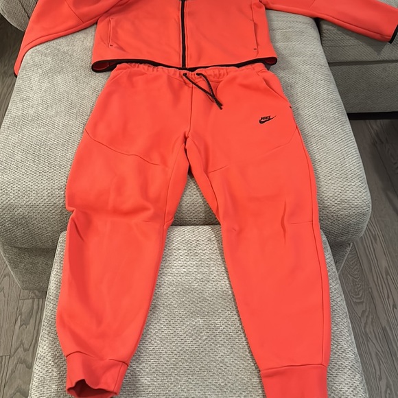 Nike tech fleece men’s size large - Picture 3 of 6